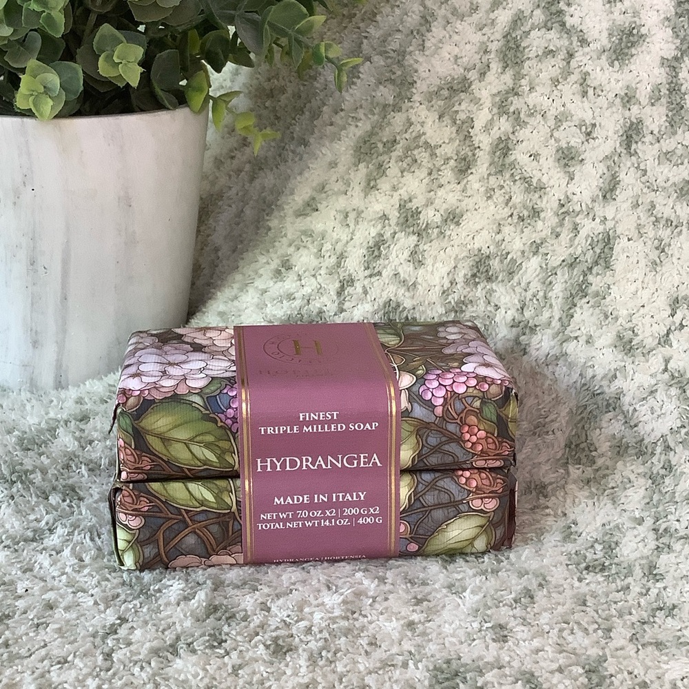 Hopificio Firenze Hydrangea Triple-Milled Soap Made in Italy NWT two bars 2x7oz - Picture 12 of 16